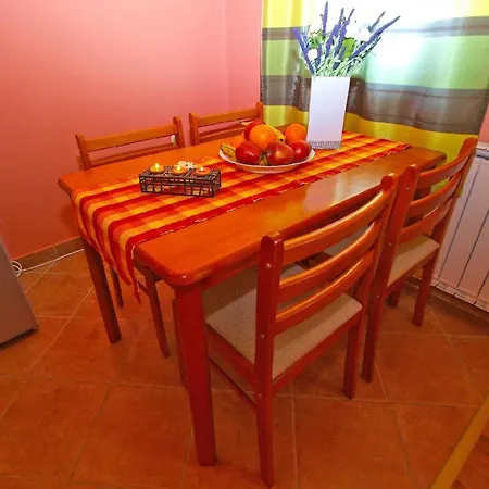 Apartment Fuer 4 Personen Ca 42 Qm In Pula, Istrien Istrische Riviera