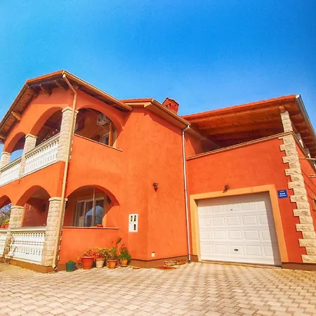 Fuer 4 Personen Ca 42 Qm In Pula, Istrien Istrische Riviera Apartment *